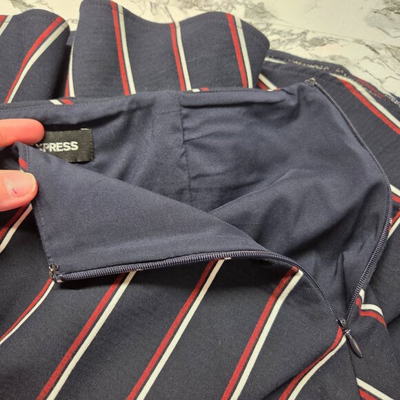 Express 10 Navy Blue Red Stripes Layered Flowy Ruffle Holiday Mini Skirt - Picture 6 of 9